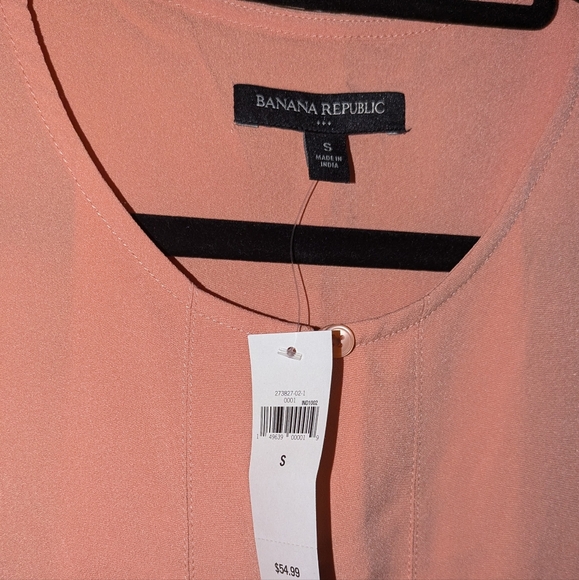 ❤️CLEARANCE❤️ 2 Banana Republic Tops - Picture 9 of 11